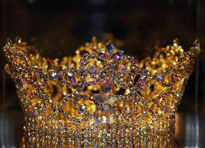 Full Crown Gold AB (2.75″)